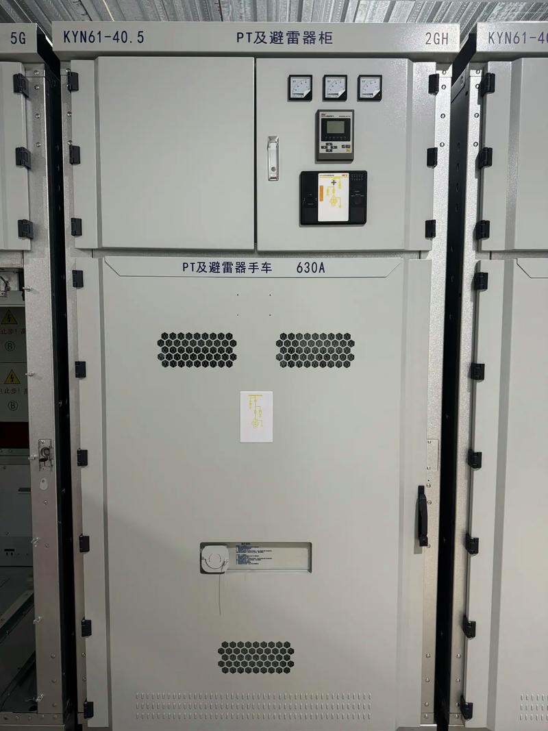 高低壓成套設備的制造與銷售 電力系統(tǒng)的關鍵組成部分